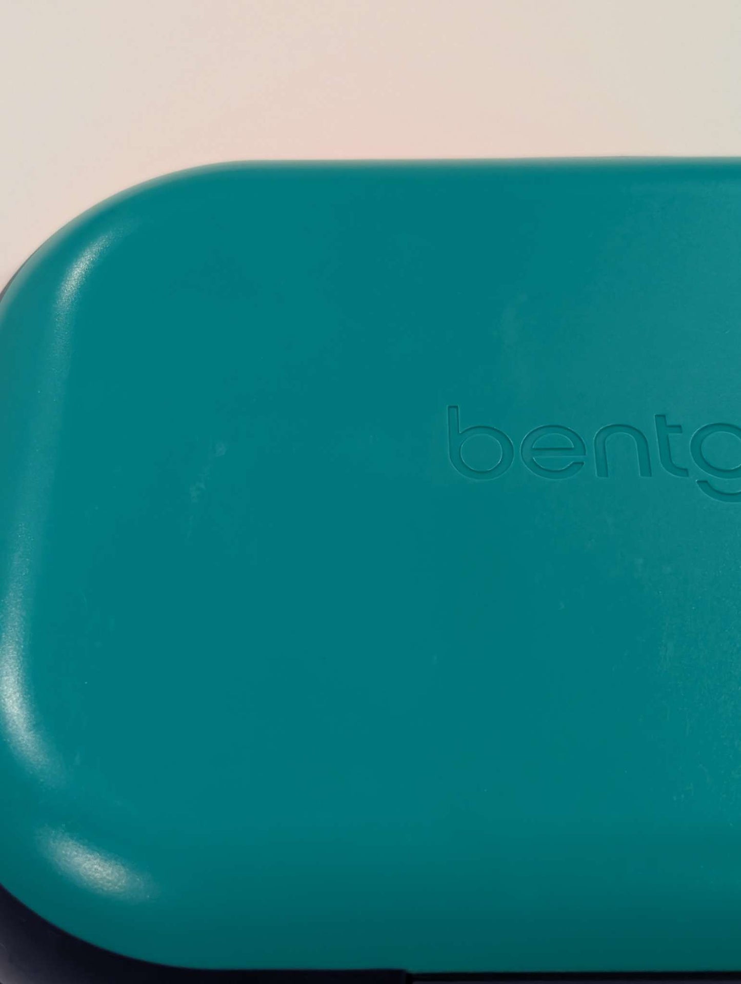 Bentgo Lunch Box (2), MSRP: $36, Green & Navy