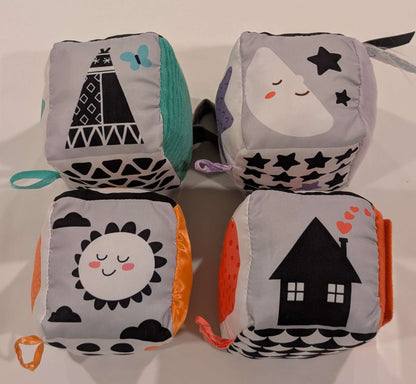 Clementoni Baby Black & White Soft Activity Cubes