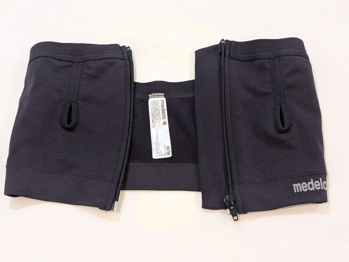 Black Medela Hands Free Pumping Bra, Maternity M (8-10)