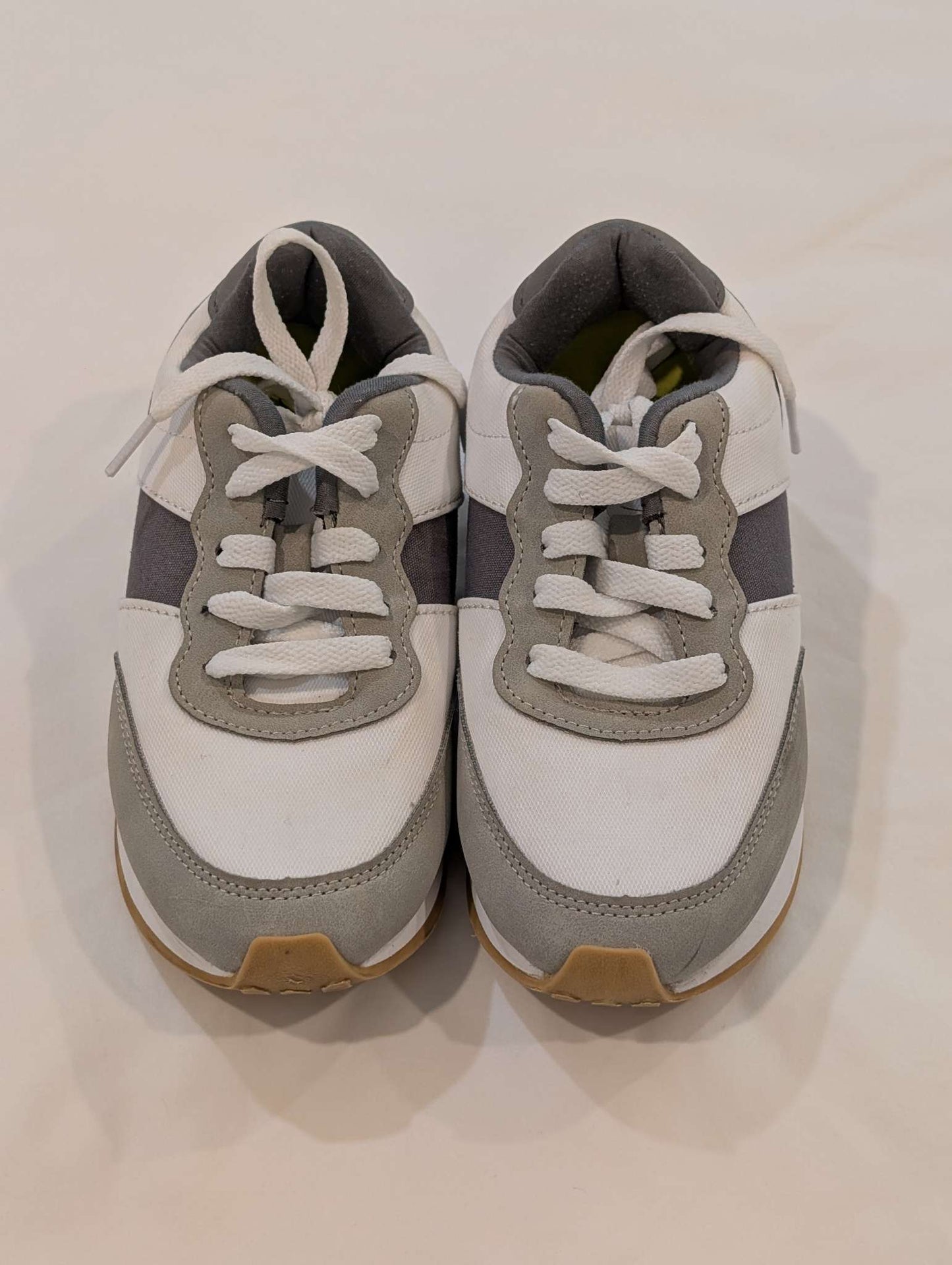 Size 1, Cat & Jack, White & Grey Lace up Shoes , Shoes 1 (Kids:4-8yr)