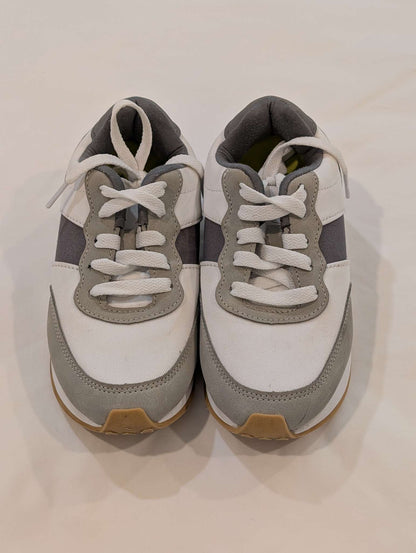 Size 1, Cat & Jack, White & Grey Lace up Shoes , Shoes 1 (Kids:4-8yr)