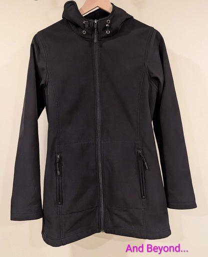 The "M" Coat Shell for Maternity, Babywearing & Beyond, MSRP: $228, Maternity M (8-10)
