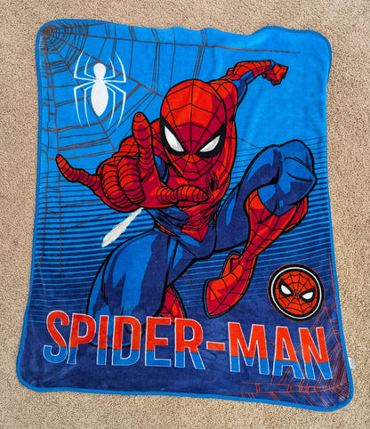 Spiderman Bed Set, Includes Fleece Blanket, Fancy Pillow, Small Side Table and Light, MSRP: $165