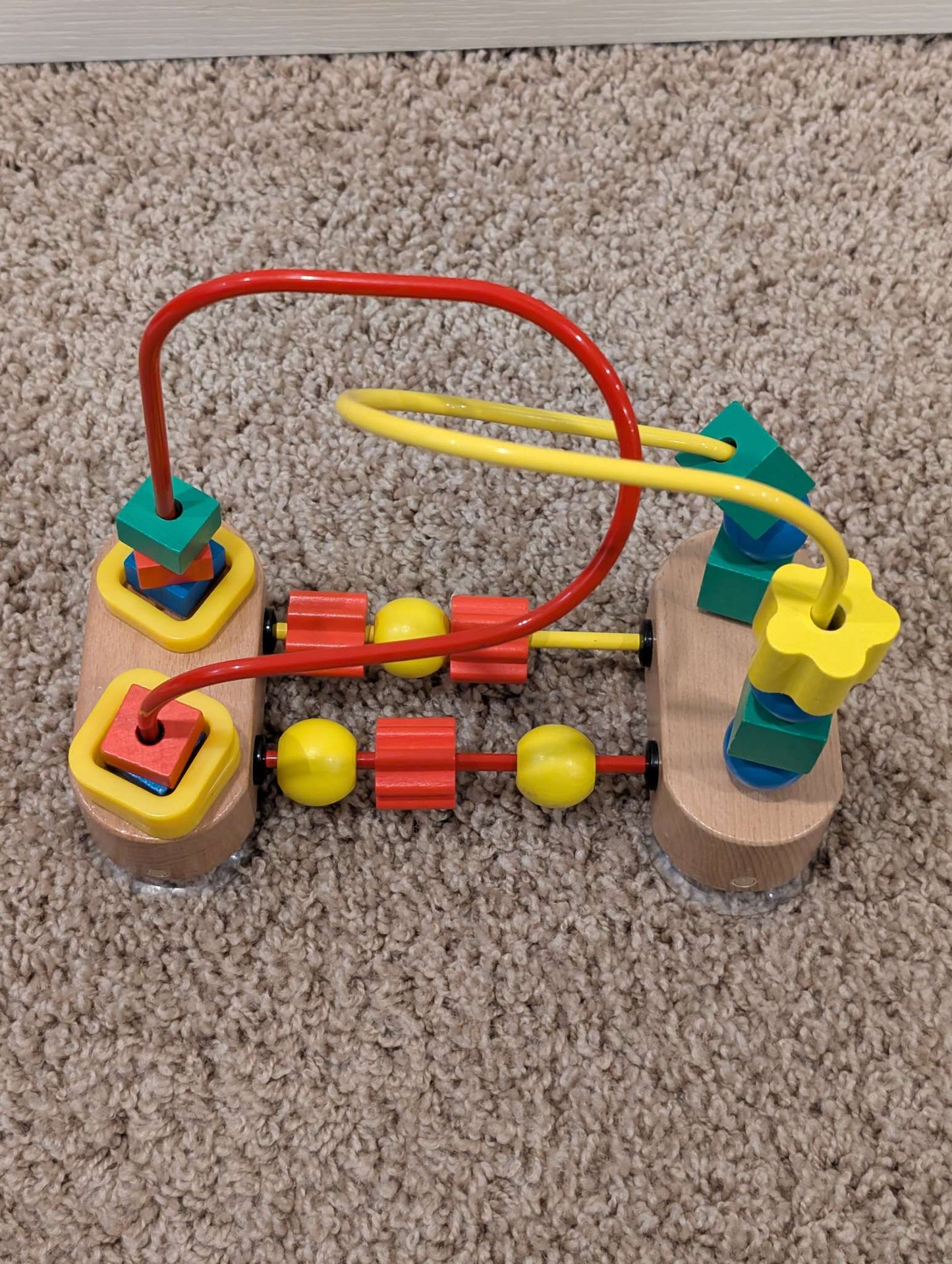 Melissa & Doug First Bead Maze