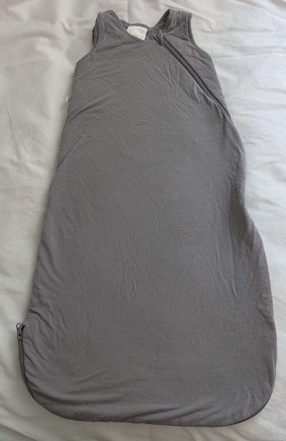 2.5 Tog, 6-18M, Perlimpinpin Sleep Sack, Grey, MSRP: $62, 6-12 Months (Medium)
