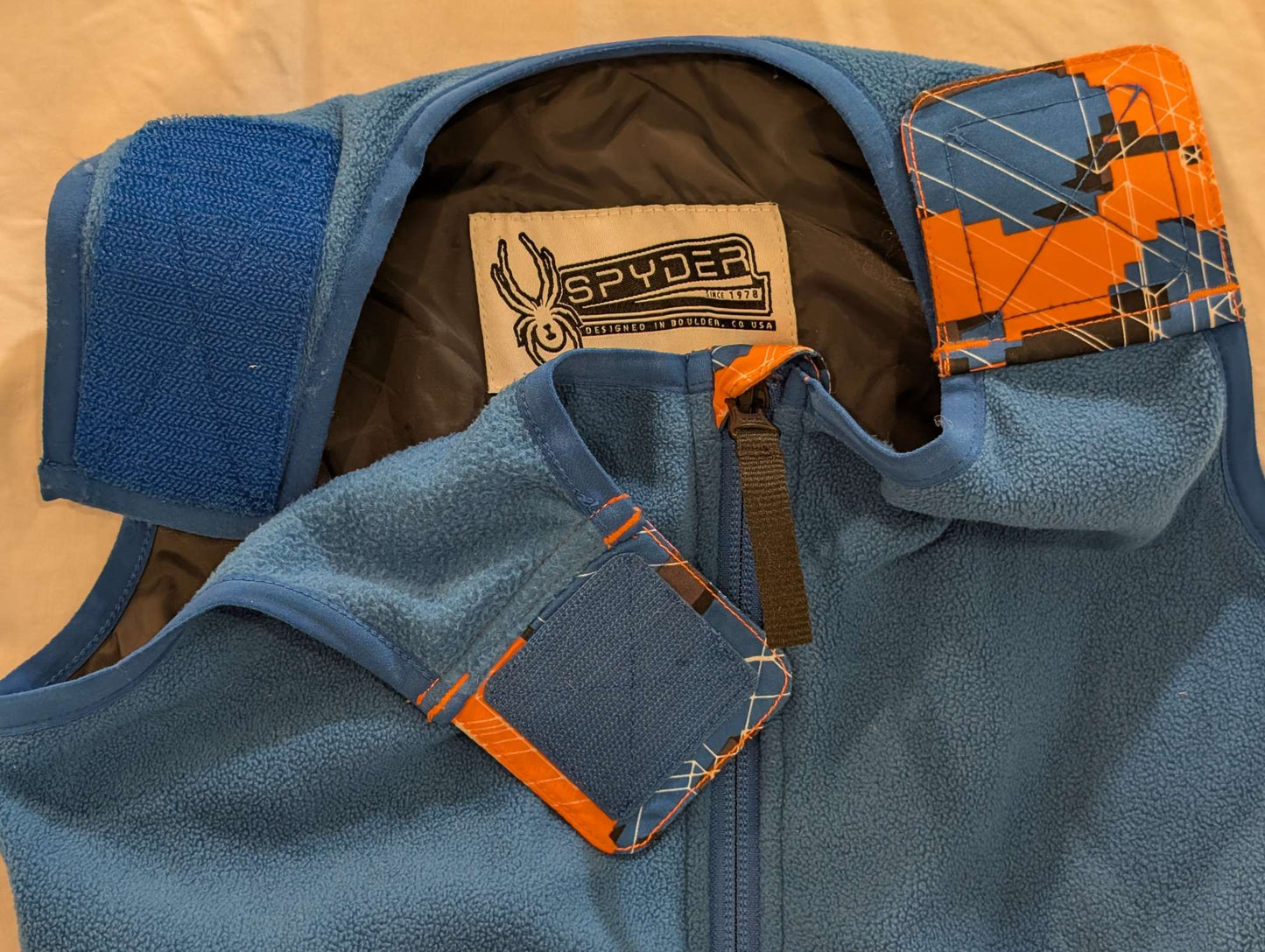 Size 6, Adjustable Snowpants, Spyder, MSRP: $175, Kids 6/6X