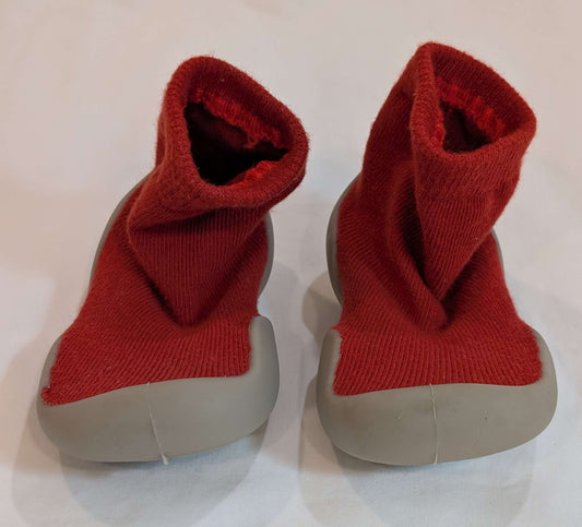 Non Skid Red Sock Shoes, Size 3, Shoes 3 (Baby: 0-12 mth)