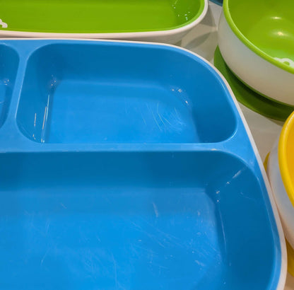3 Suction Cup Bowls, 2 Divided Plates, Munchkin Brand