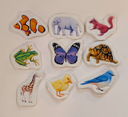Lovevery Quilted Critter Hanging Pockets-Matching Game