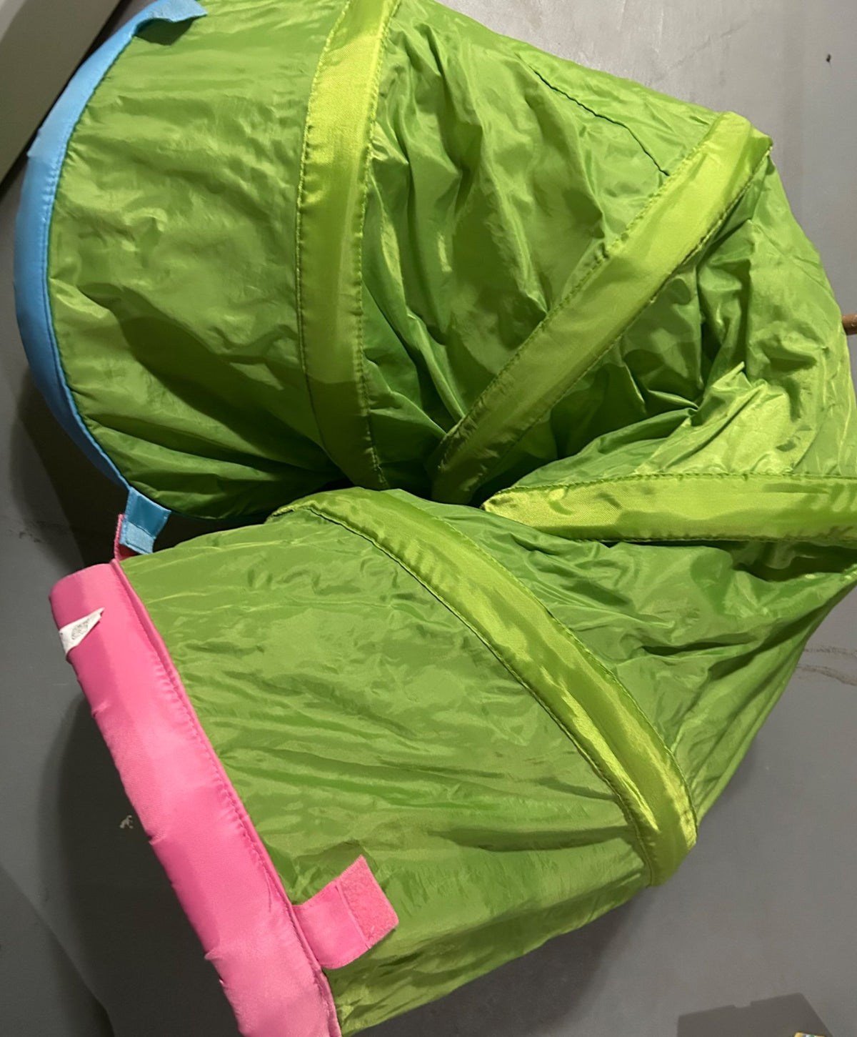 Ikea collapsible play tunnel