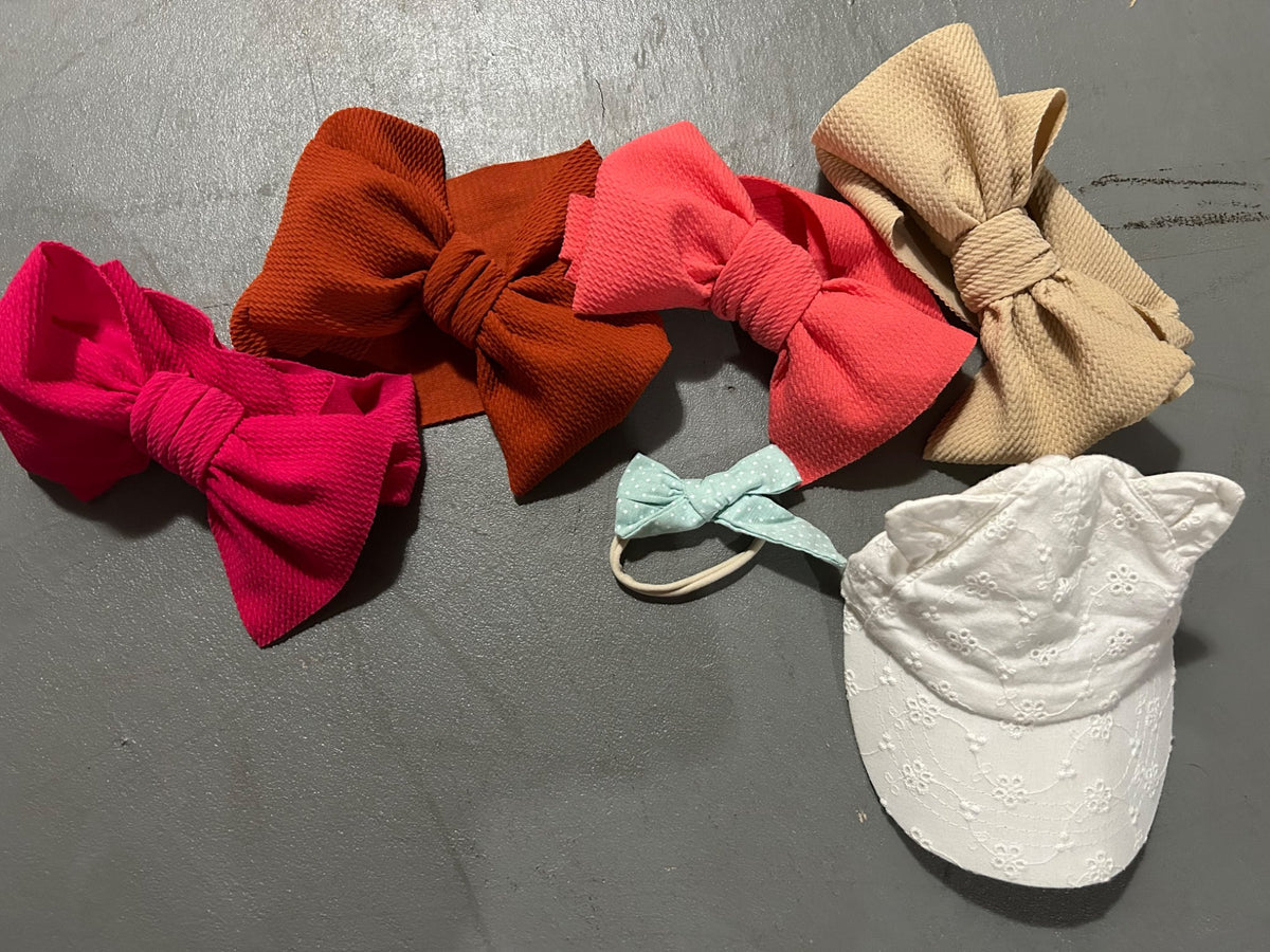 Lot of baby girl bows and hairbands