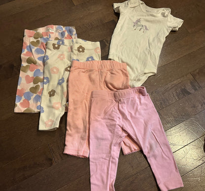 6m pants and onesie bundle , Kids 6 Month (3-6M)