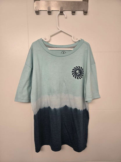 Volcom tee (4) Large, Kids 16