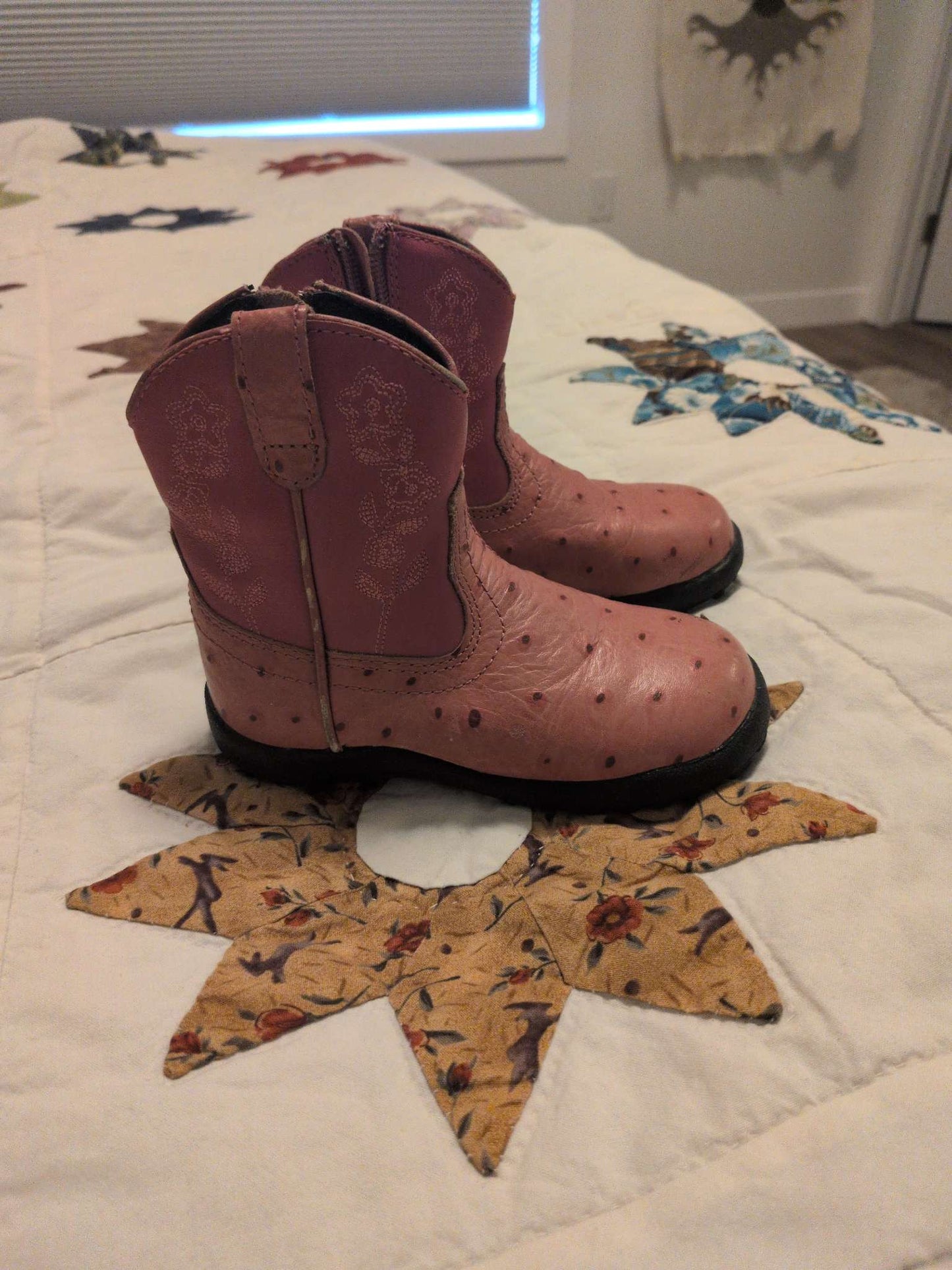 Size 8 Roper Cowboy Boots, Shoes 8 (Toddler:2-4yr)