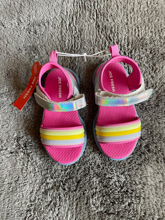 NWT size 7 Joe Fresh girls sandals *retails for $29!, Shoes 7 (Walkers:12-24 mth)