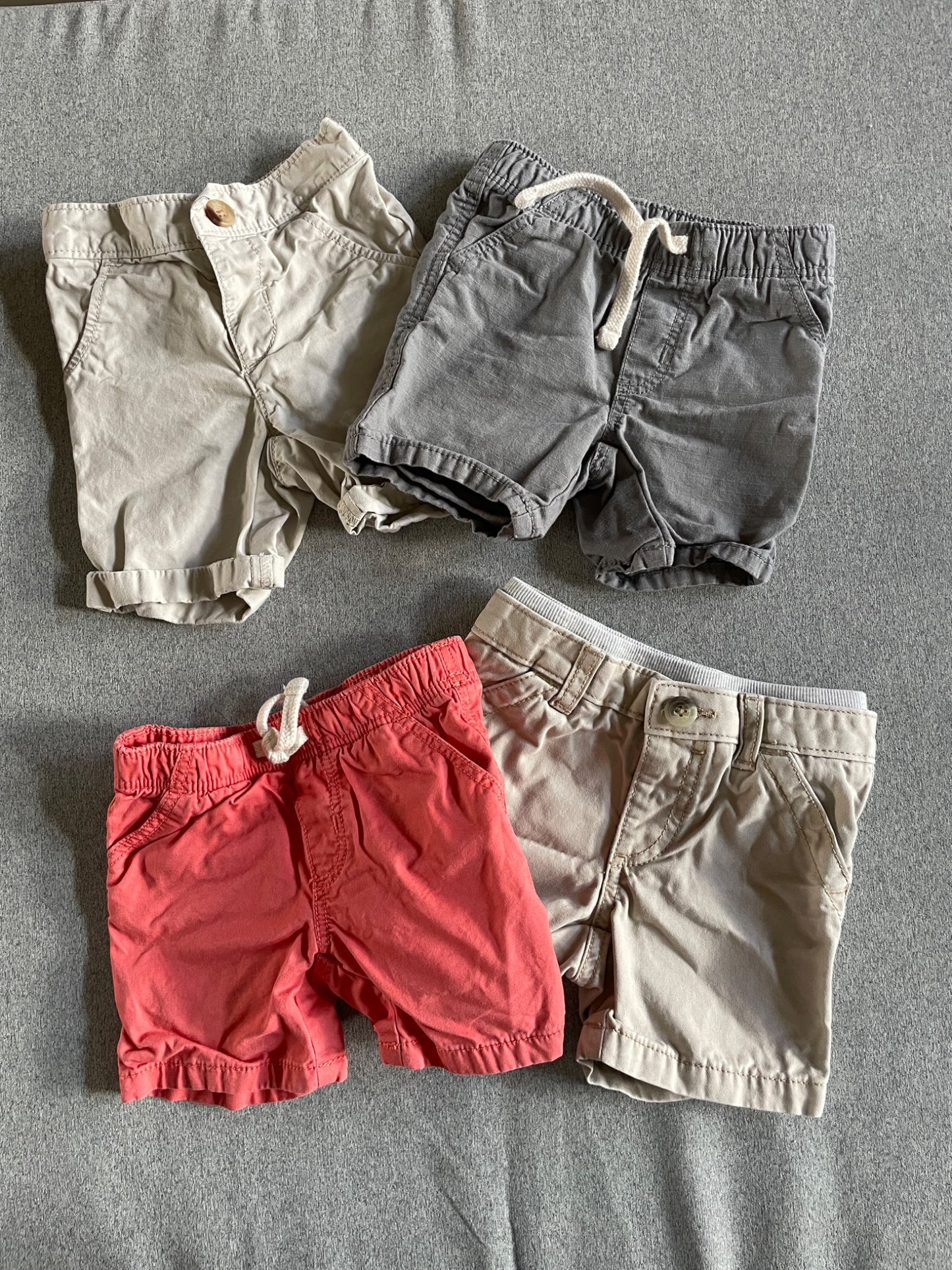 Old navy boys 6-12M shorts bundle , Kids 6 Month (3-6M)