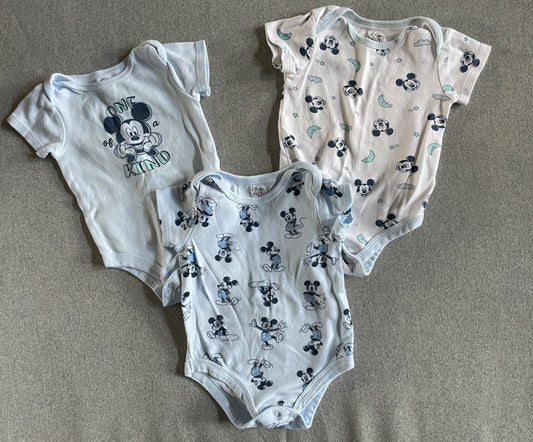 Disney baby boys 6-12M bundle , Kids 6 Month (3-6M)