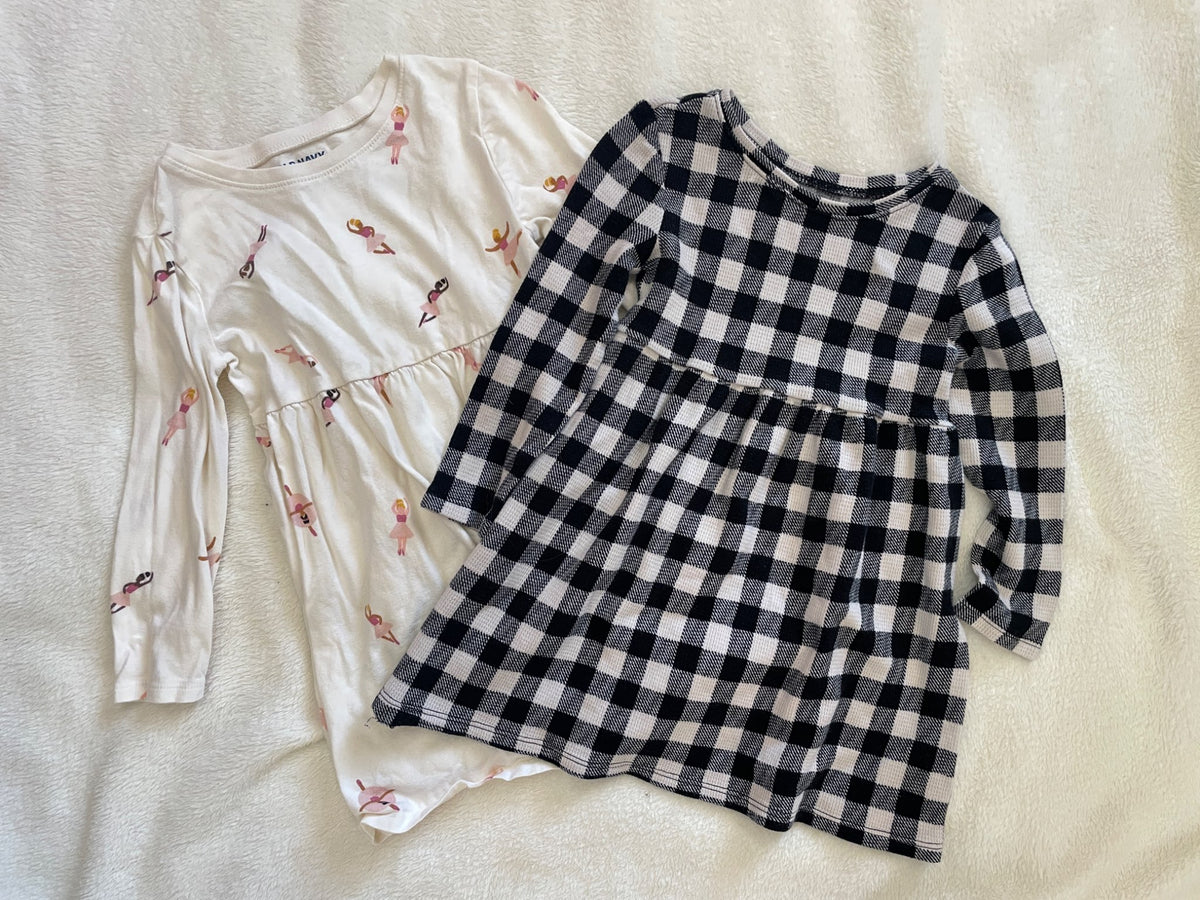2 old navy size 3T girls dresses , Kids 3T