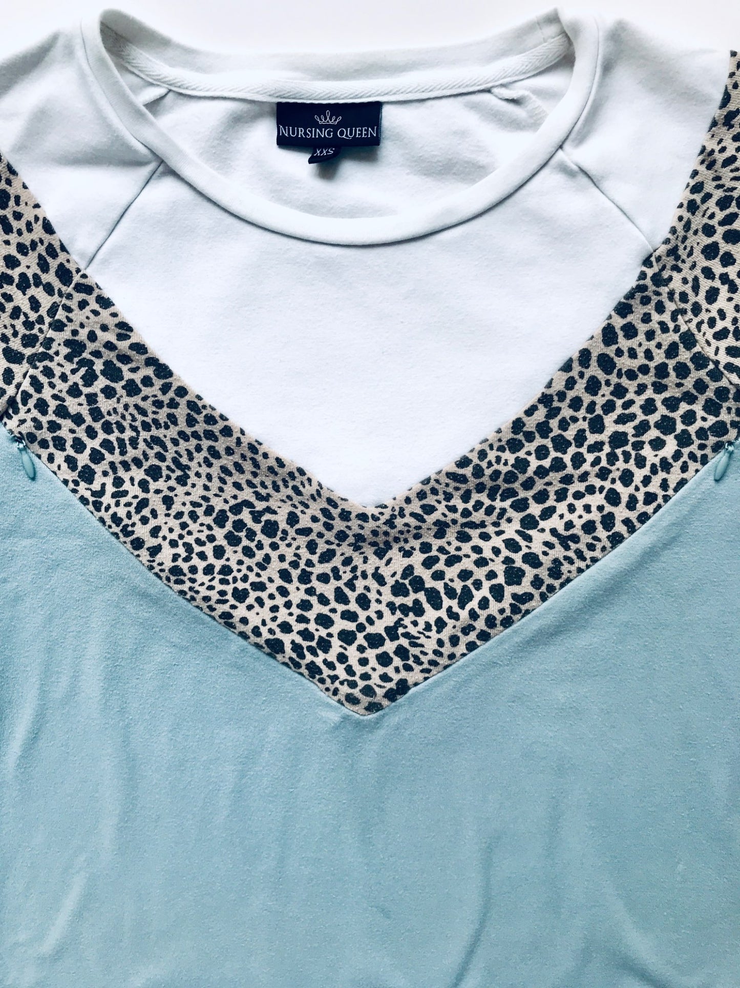 Nursing Queen Leopard Chevron Sweatshirt, Retails $71, Maternity XS (0-2)