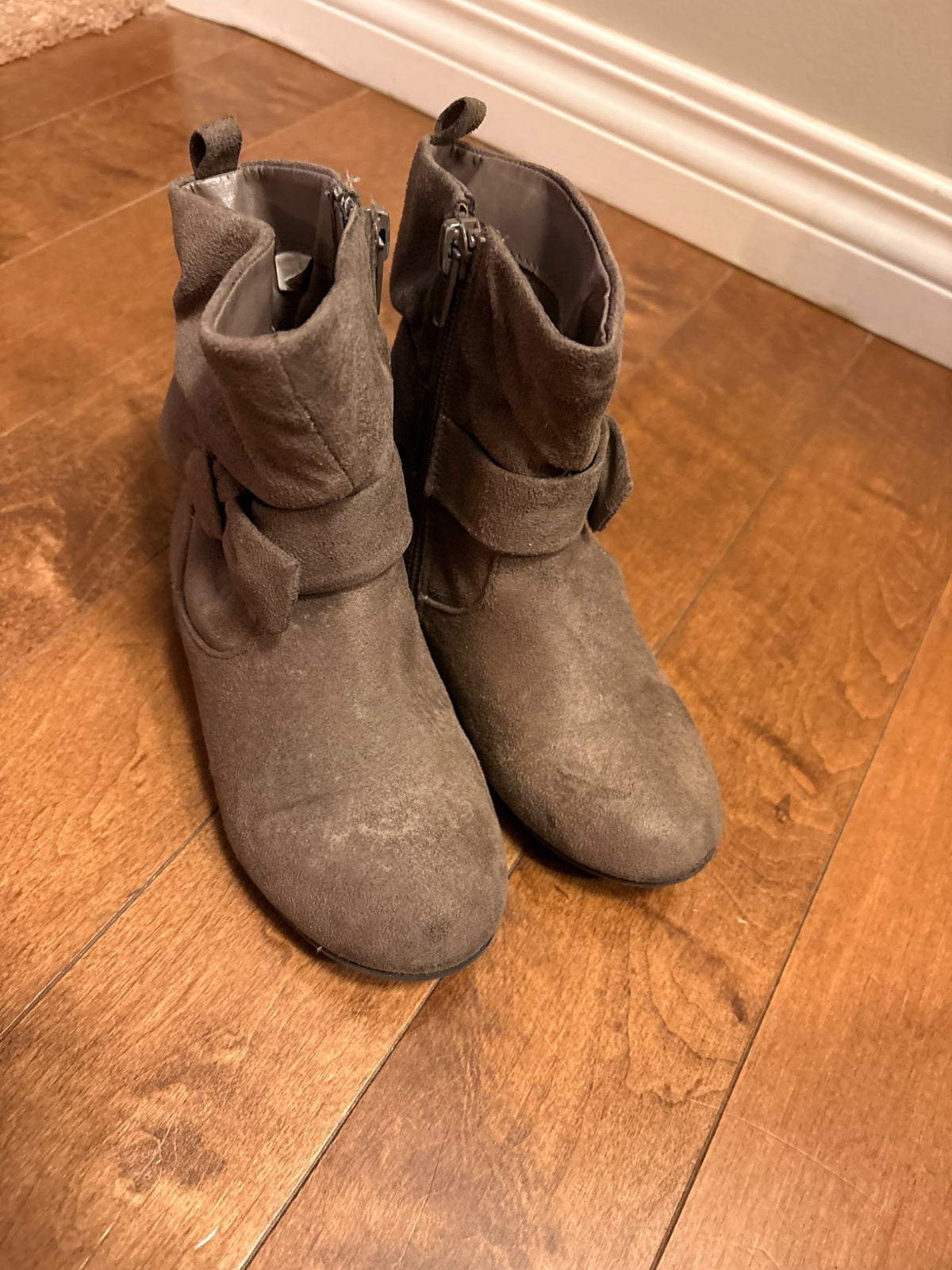 Brownish Grey Faux Suede Toddler Ankle Boots Size 10, Shoes 10 (Toddler:2-4yr)