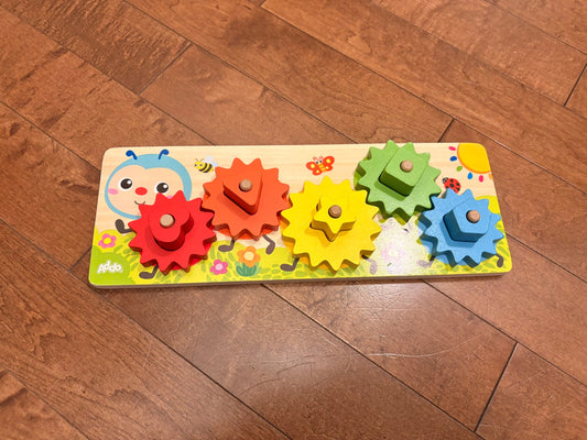 Gear toy