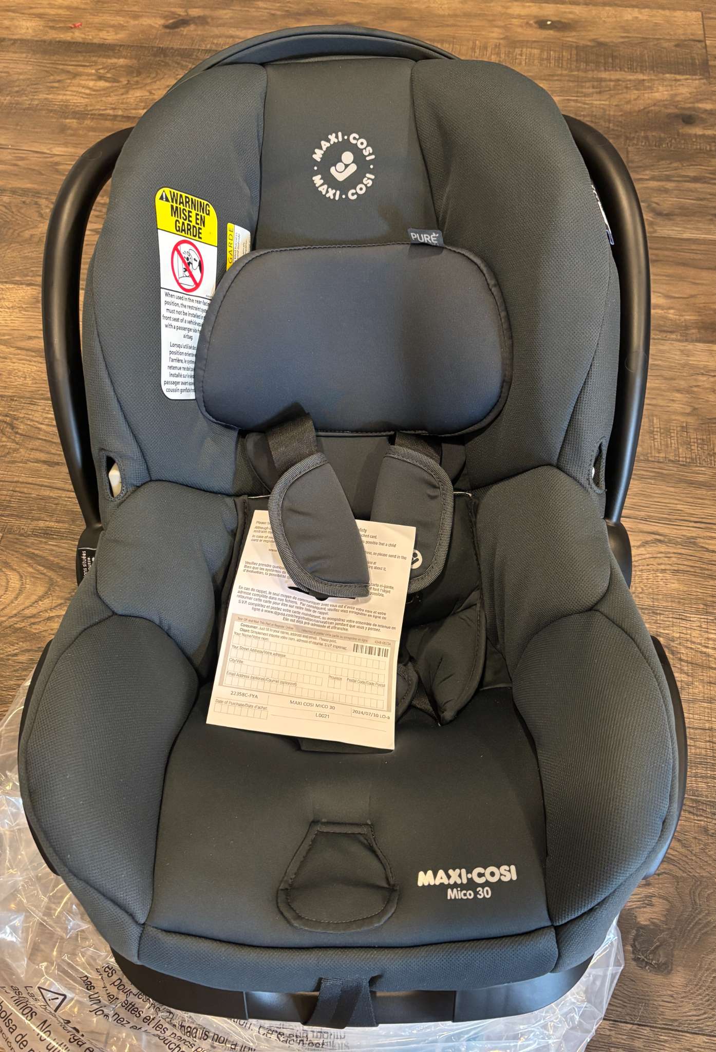 Maxi Cosi - Mico 30 Infant Car Seat with Base