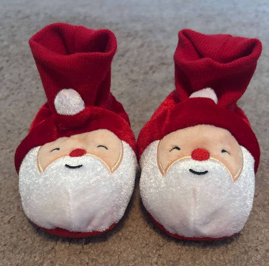 Santa slippers for baby, Shoes 3 (Baby: 0-12 mth)