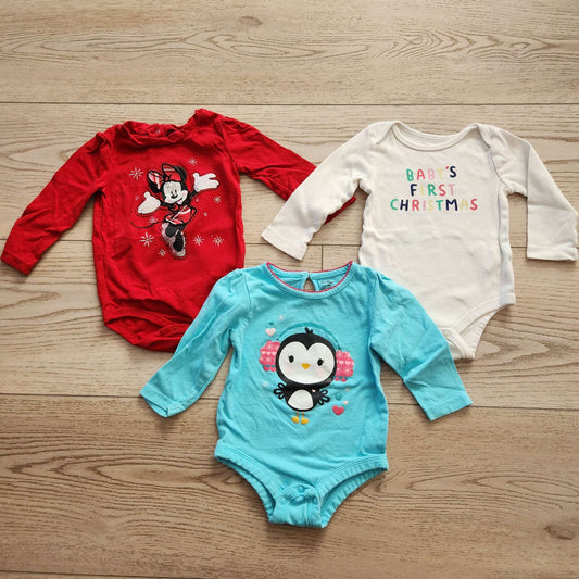 6-12/ 12 month Christmas/ Winter  onsies. Minnie Mouse onsie, Kids 12 Month (9-12M)