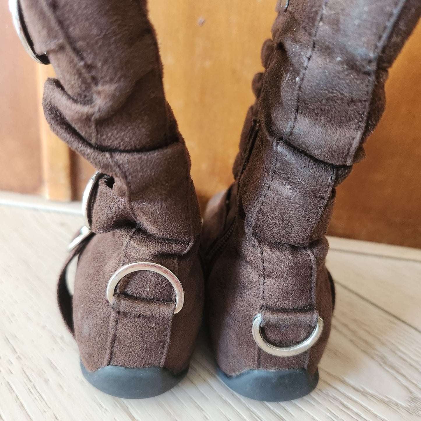 Size 5T brown boots , Shoes 5 (Walkers:12-24 mth)