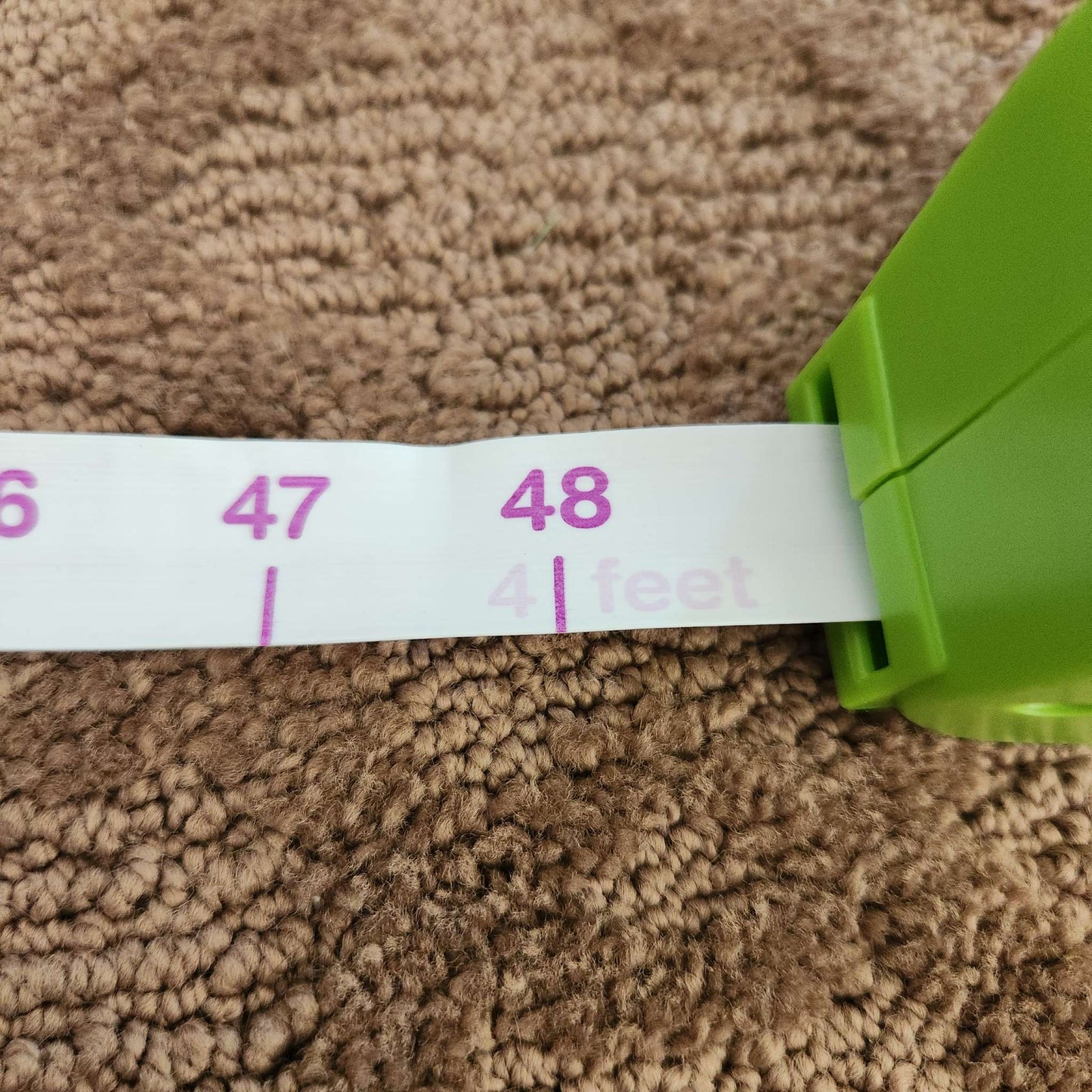 Toy measuring tape