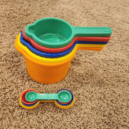 Toy measuring pots & spoons, Discovery Toys