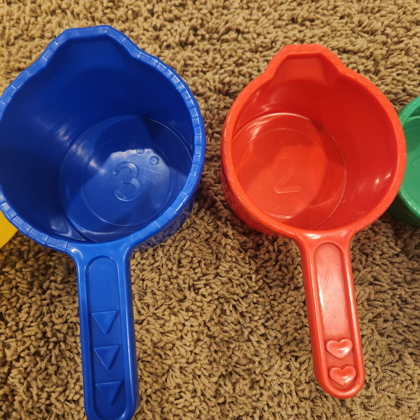 Toy measuring pots & spoons, Discovery Toys