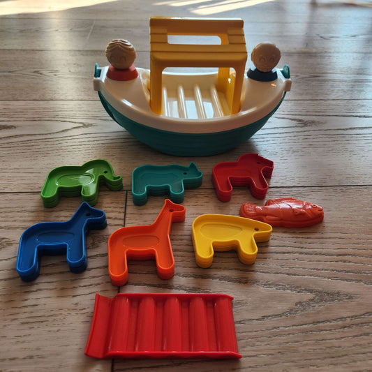 Tupperware Noah Ark
