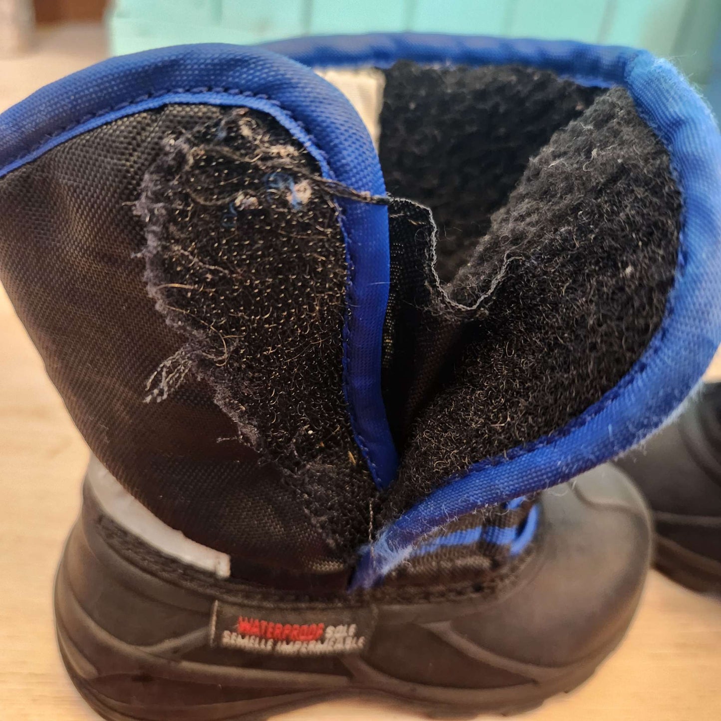 7T winter boots, black & blue , Shoes 7 (Walkers:12-24 mth)