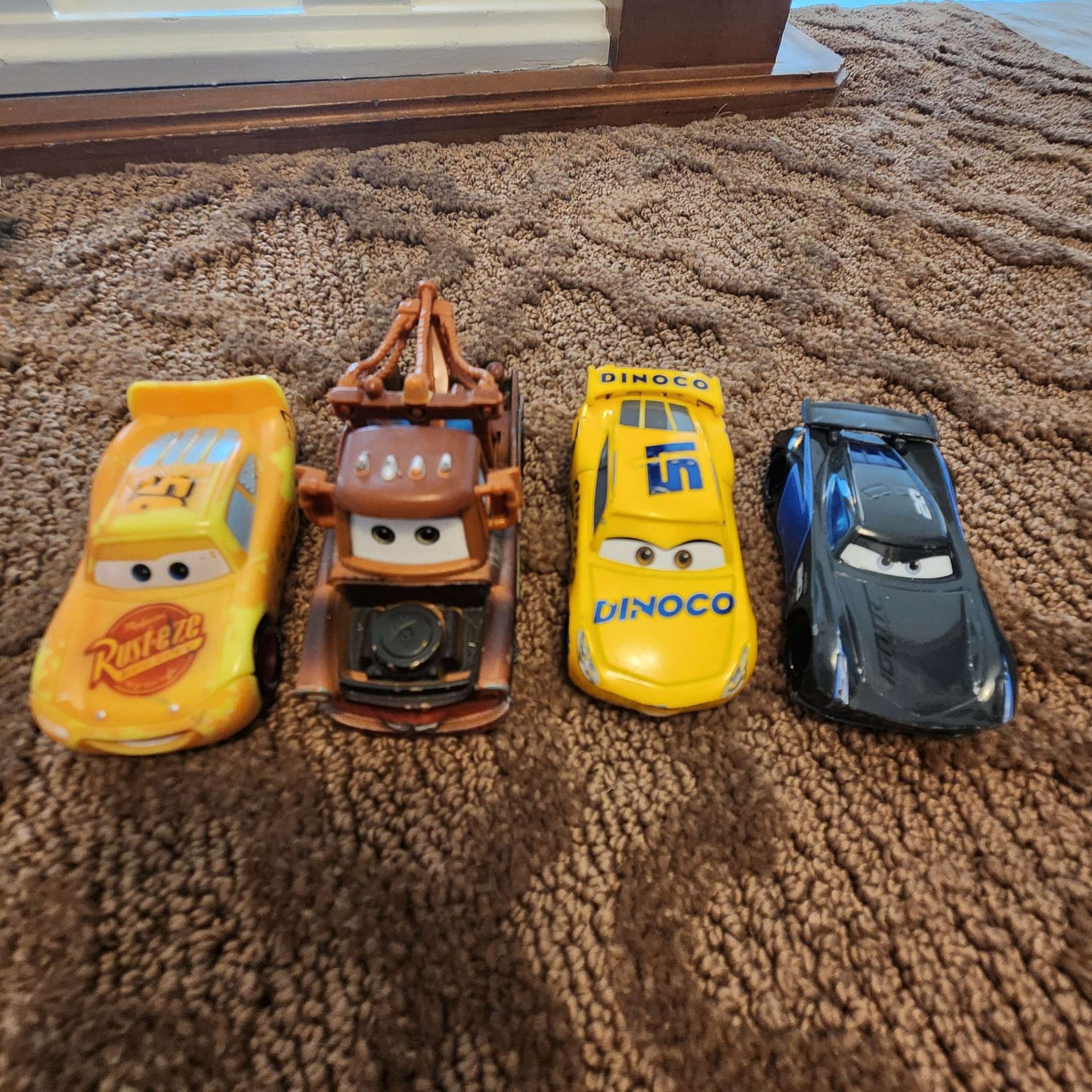 Disney CARS: Stickers + hotwheel style cars