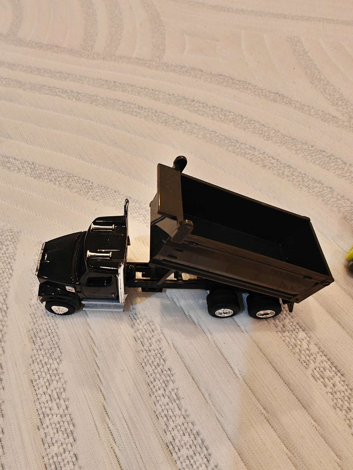 Mini construction vehicles + stickers