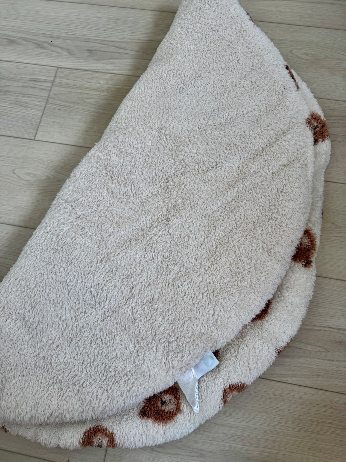 Plush play mat