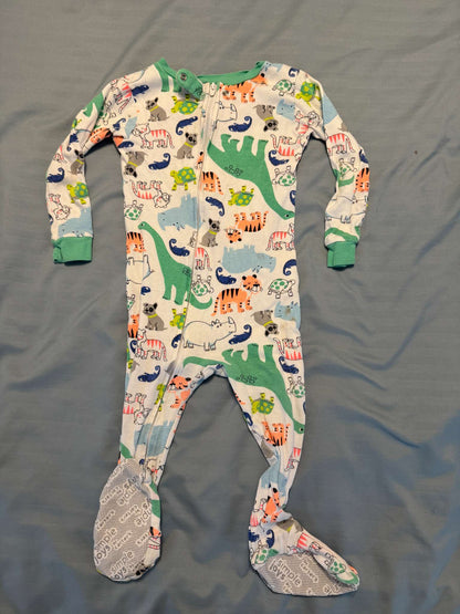 2-Pack Simple Joys Footed Pajamas 24M (MSRP $11 each), Kids 24 Month (18-24M)