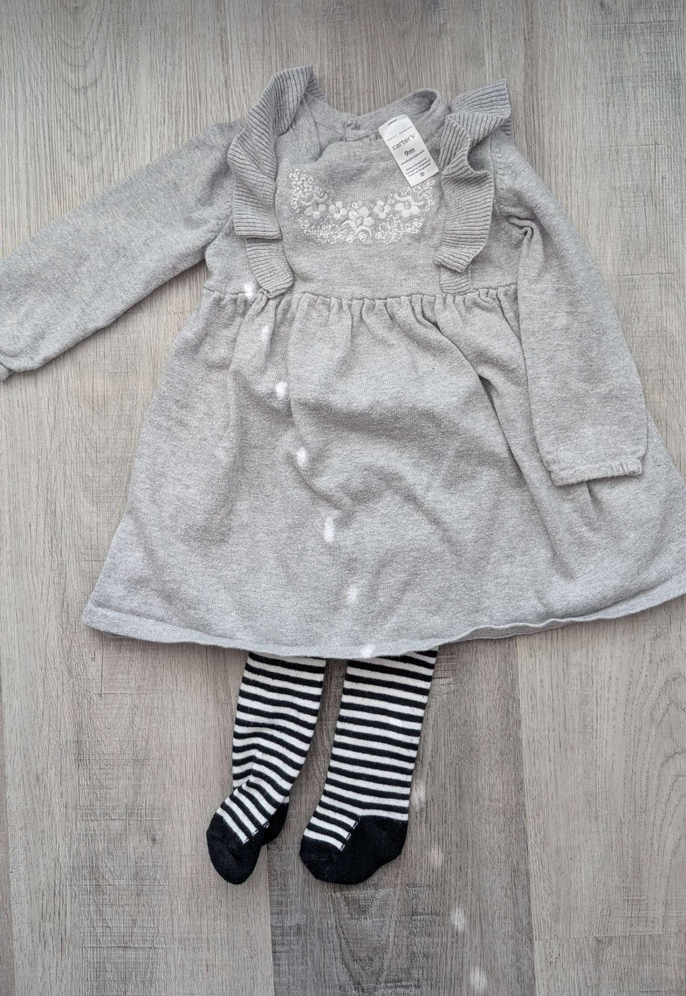 Carter's dress and leggings 9m, Kids 9 Month (6-9M)