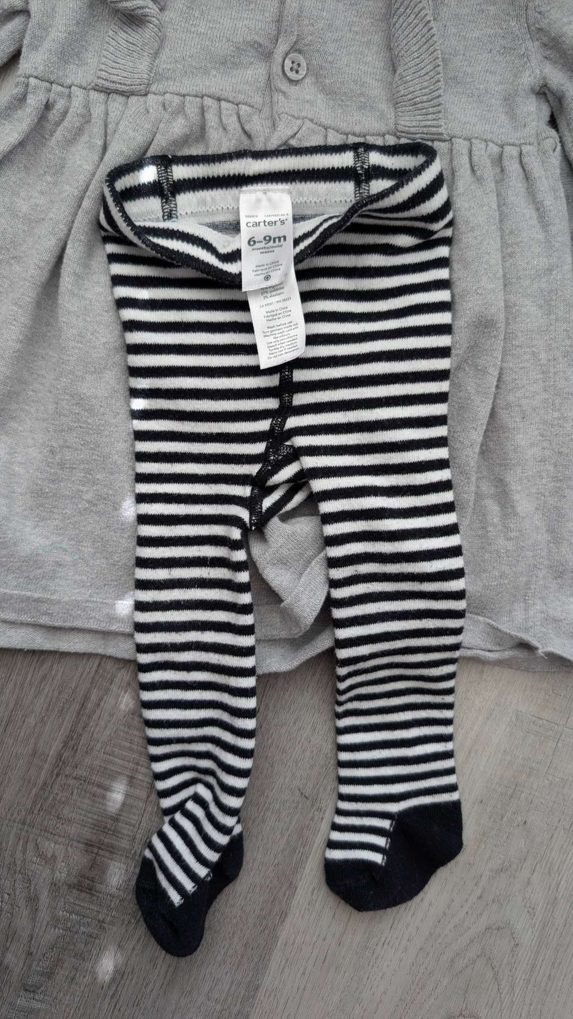 Carter's dress and leggings 9m, Kids 9 Month (6-9M)