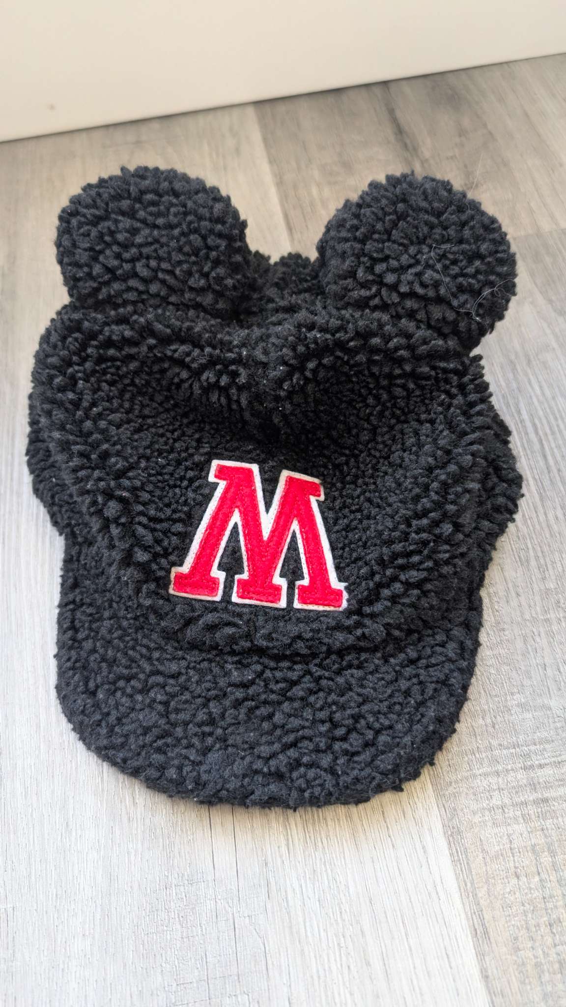 Disney Baby Gap Mickey Ears "M" Sherpa Cap 0-12m