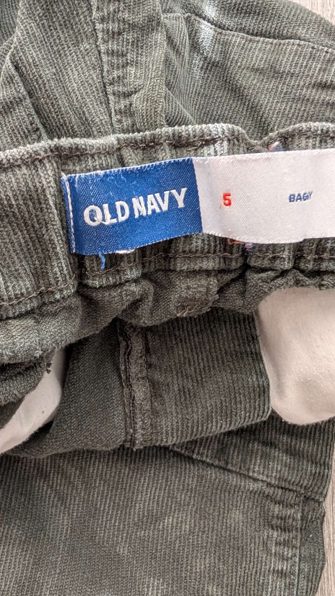 Old Navy Green corduroy pants 5T, Kids 5/5T