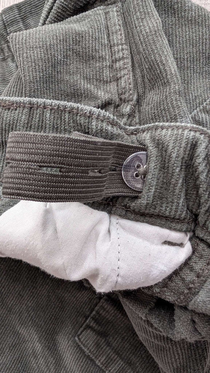 Old Navy Green corduroy pants 5T, Kids 5/5T