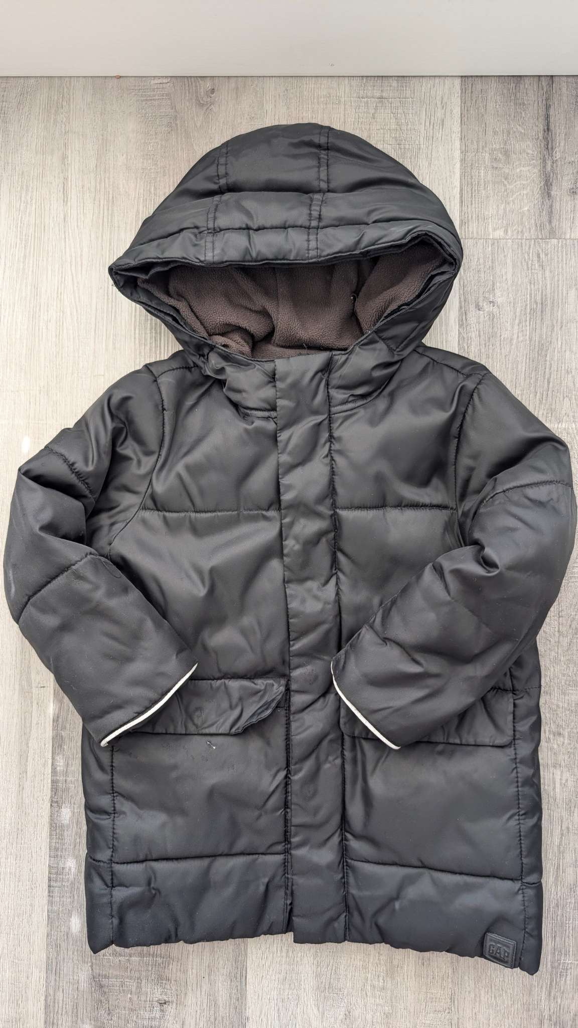 Gap Winter Jacket Black size 5, Kids 5/5T