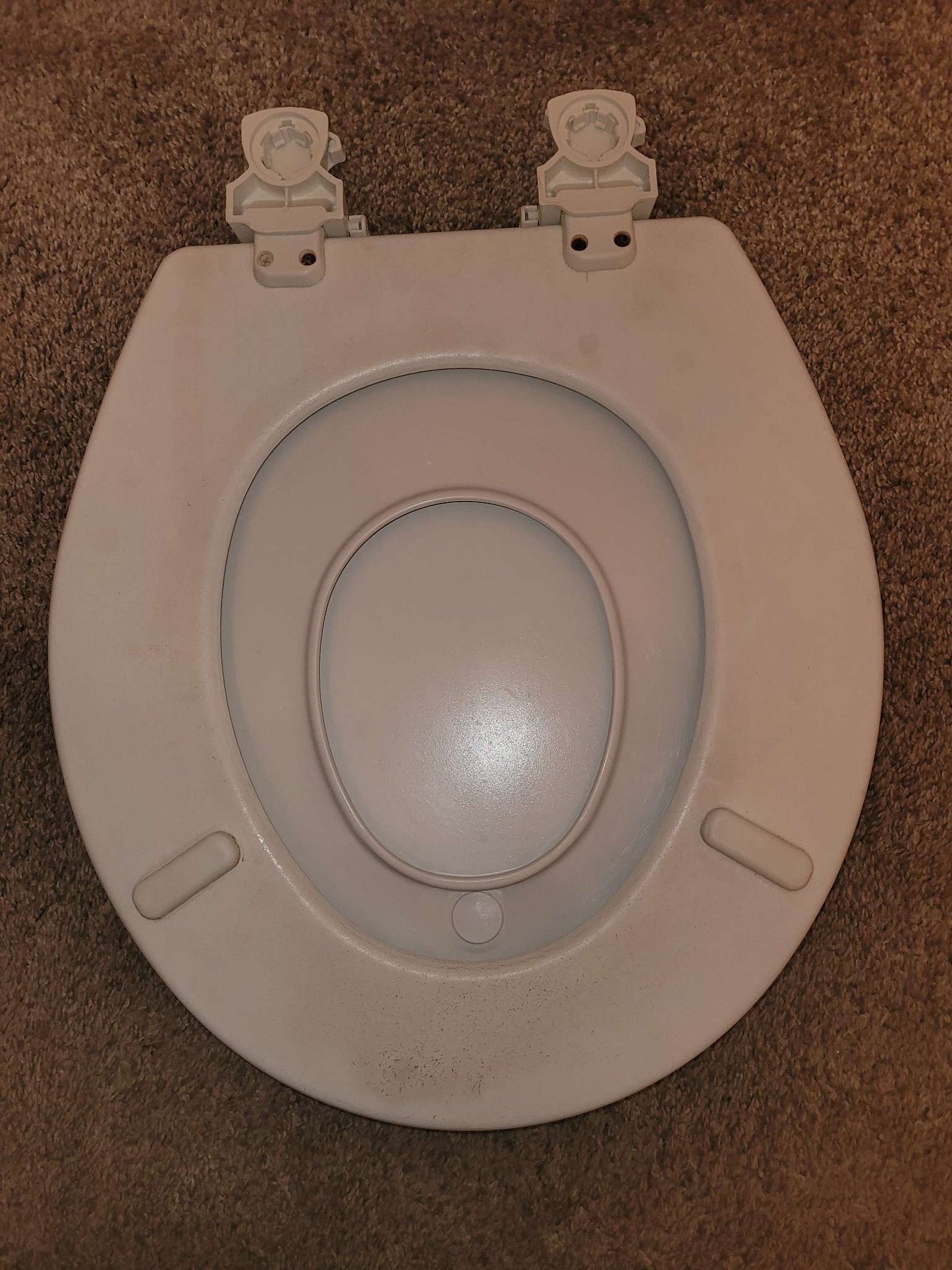 Toilettes seat with kids insert