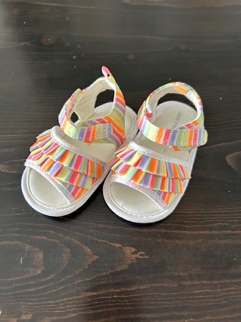 Joe Fresh Baby Sandals Size 4, Shoes 4 (Baby: 0-12 mth)