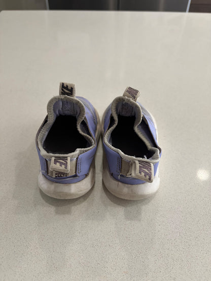 Nike Runners  Shoes size 7C, Shoes 7 (Walkers:12-24 mth)