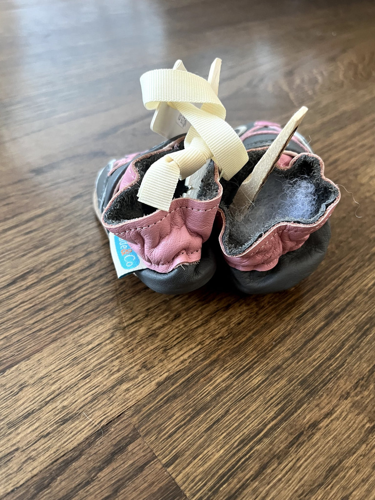 Cade&Co Baby Booties NWT 0-6M, Shoes 0 (Baby: 0-12 mth)