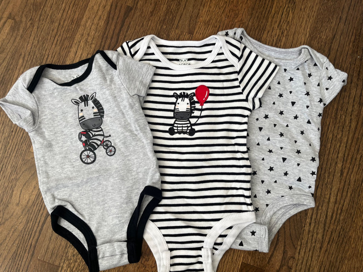 Zebra Onesie Bundle 6M EUC, Kids 6 Month (3-6M)