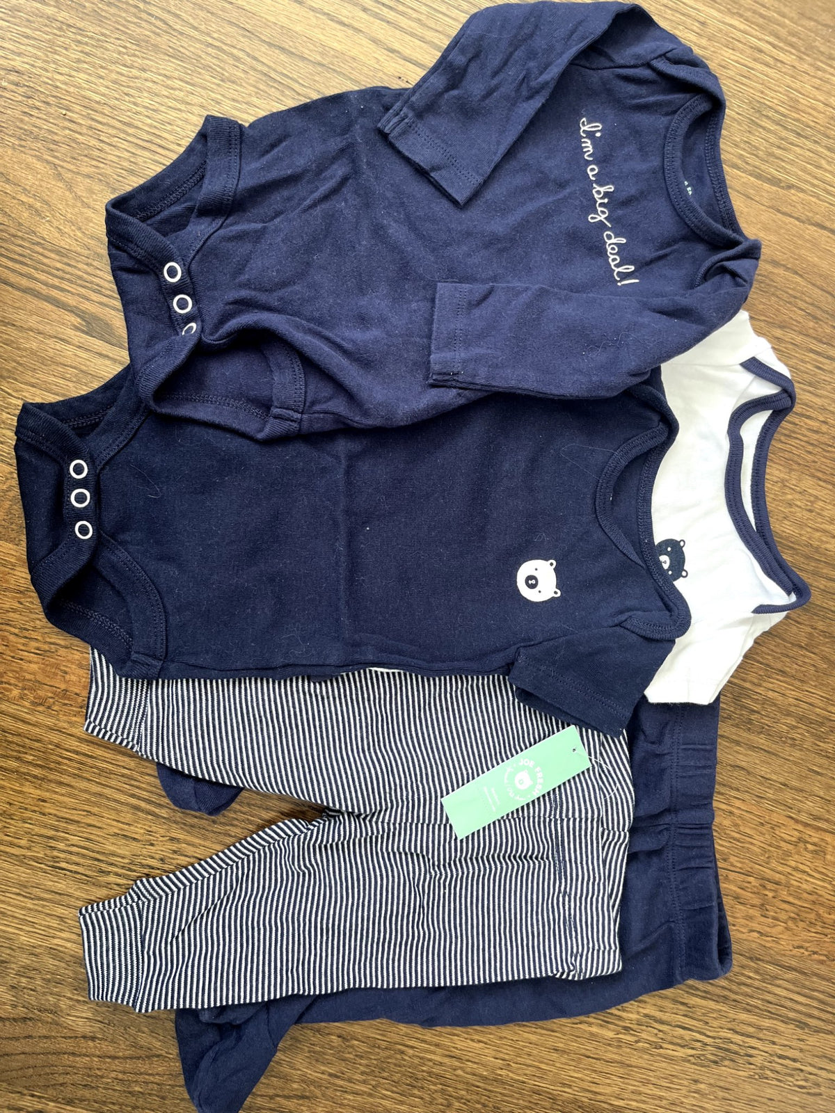 Joe Fresh Blue Bear Bundle 0-3M VGUC, Kids 3 Month (0-3M)